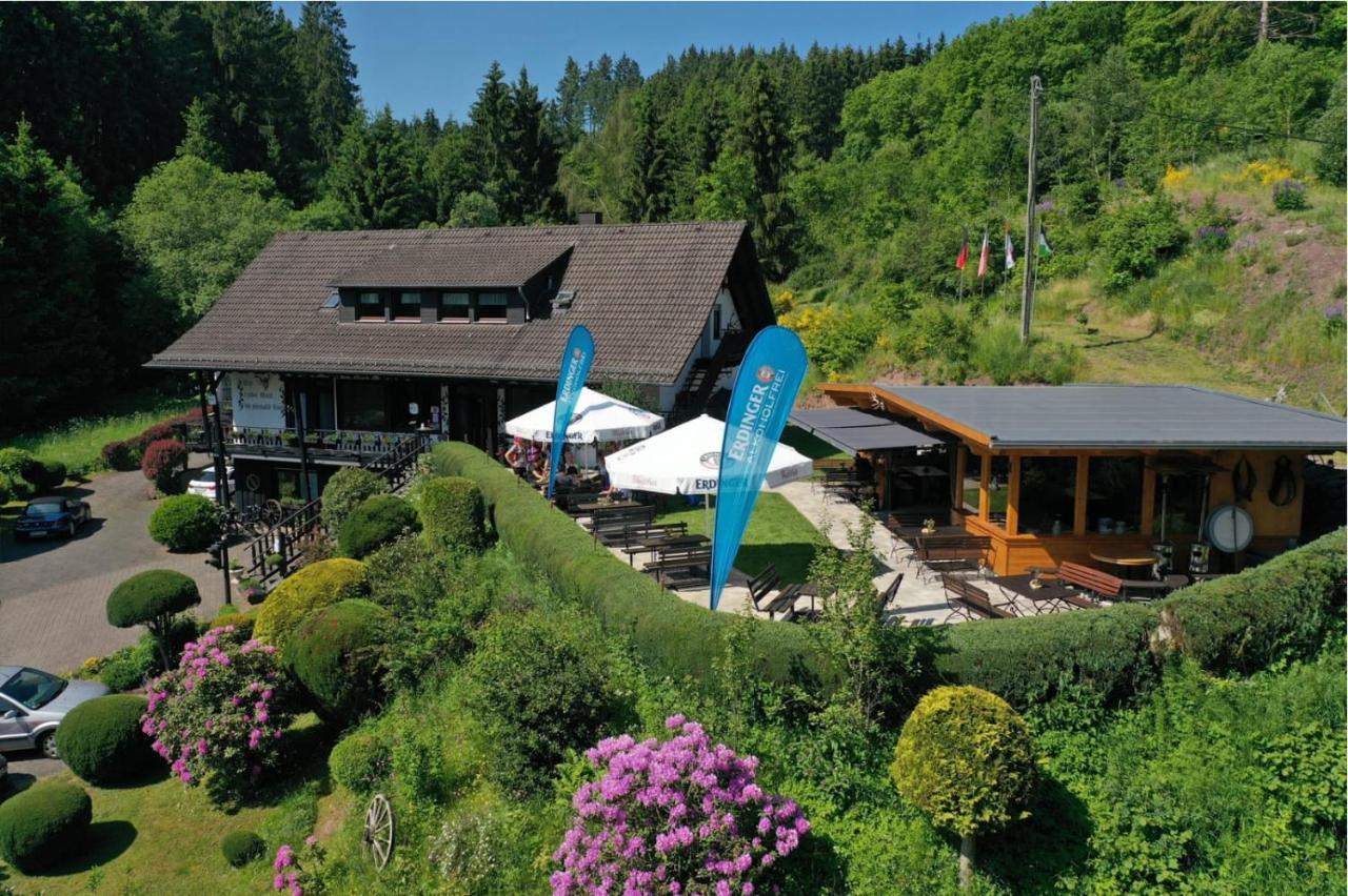 Hotel Haus Petra Stadtkyll Exterior foto